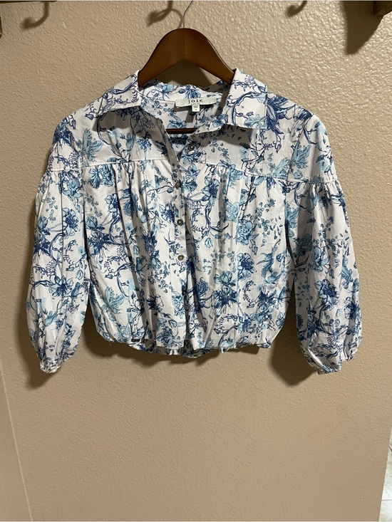 Joie Tops - Joie Blue and White Floral Button-Front Puff Sleeve Top